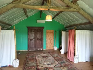 Chambre familiale, vue sur le jardin | Intérieur