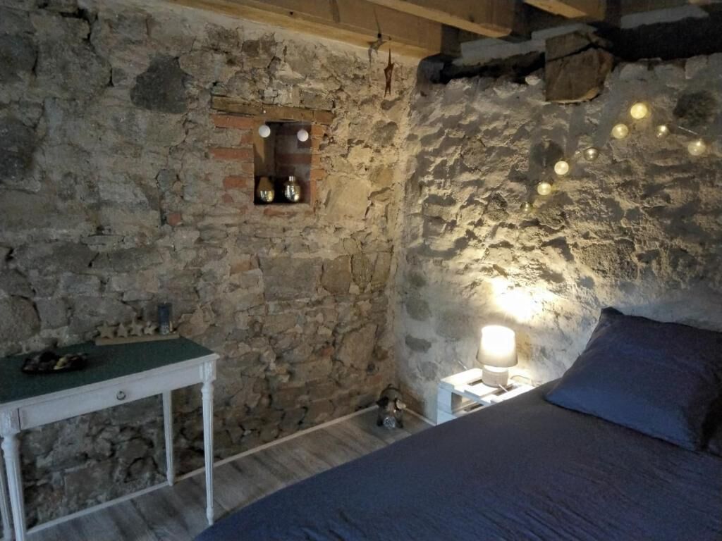 Double Room, Non Smoking, Courtyard View