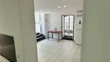 Hus Comfort - 1 sovrum - privat badrum - utsikt mot staden | Interiör