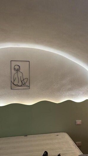 Rideaux occultants, fer et planche à repasser, Wi-Fi gratuit