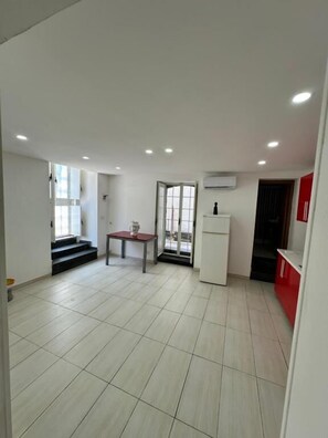 Maison Confort, 1 chambre, salle de bains privée, vue ville | Intérieur