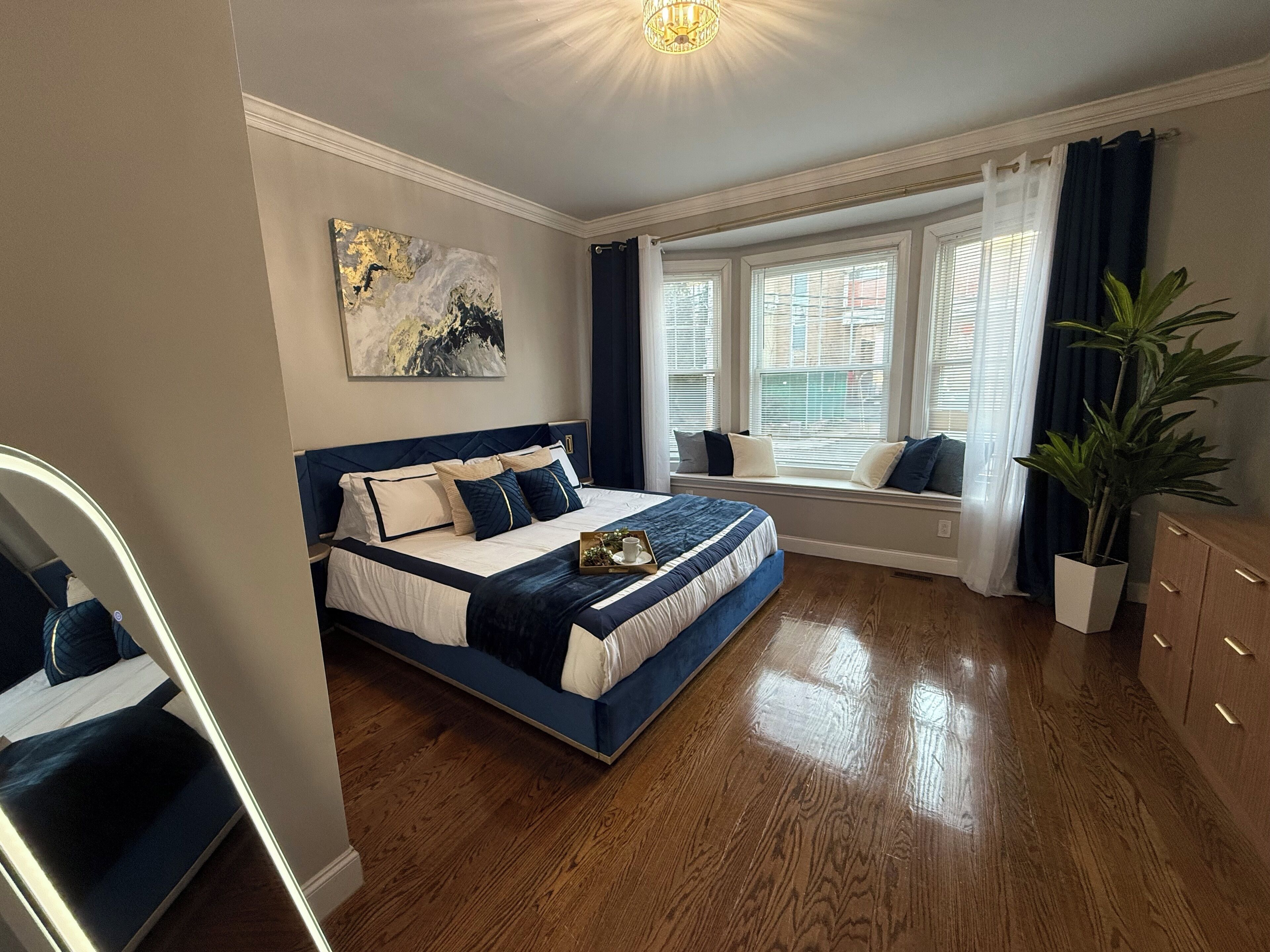 3 slaapkamers, een bureau, een strijkplank/strijkijzer, gratis wifi