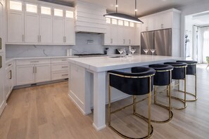 Private kitchen - Buckhead Luxury Mansion, Heated Pool, Dual Fire Features, 5 Bedrooms (Atlanta)