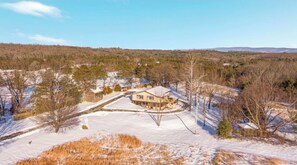 Exterior - Mountain Road Retreat (Front Royal)