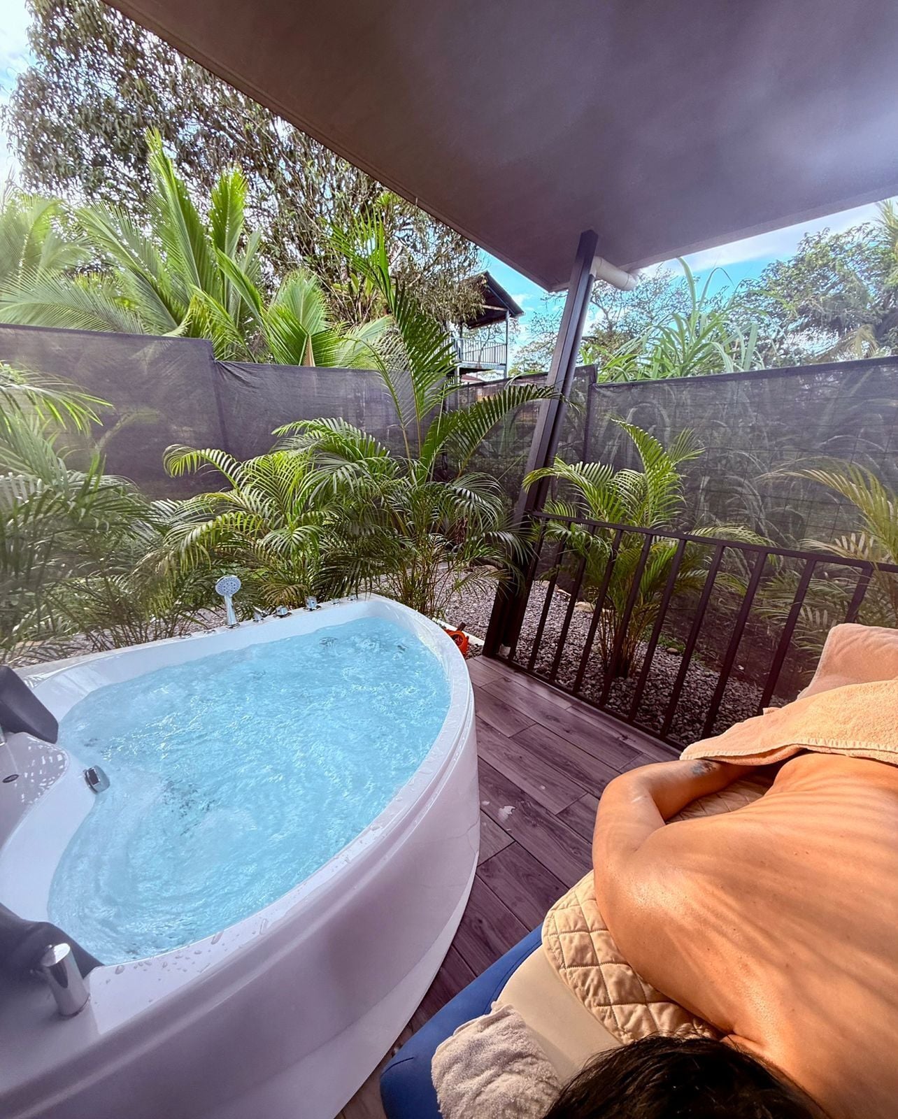 Deluxe Studio, Garden View | In-room safe, laptop workspace, free WiFi