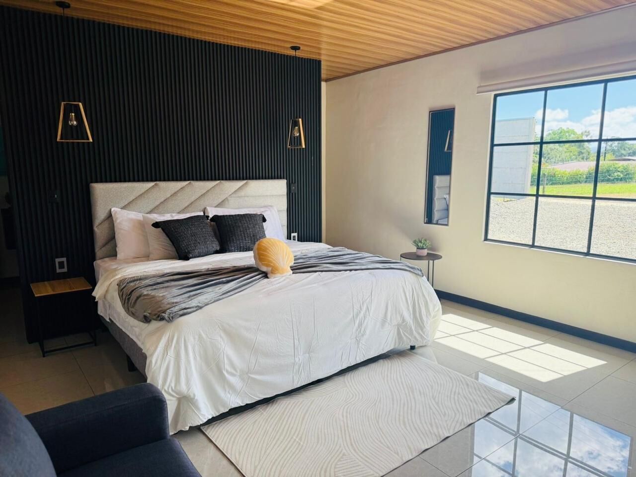 Deluxe Studio, Garden View | In-room safe, laptop workspace, free WiFi