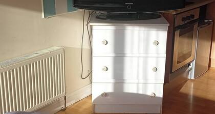 Lovely Double bed Private Studio in Tullamore Town