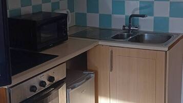 Apartment, 1 Bedroom, Accessible | Interior