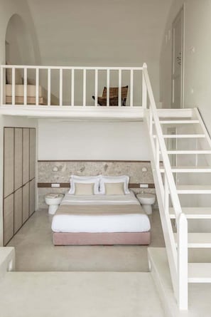 Room - Enigma Apartment (Santorini)