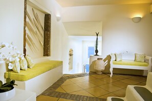 Interior - Enigma Apartments & Suites (Santorini)