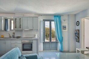 Interior - Villa Dakoronia (Santorini)