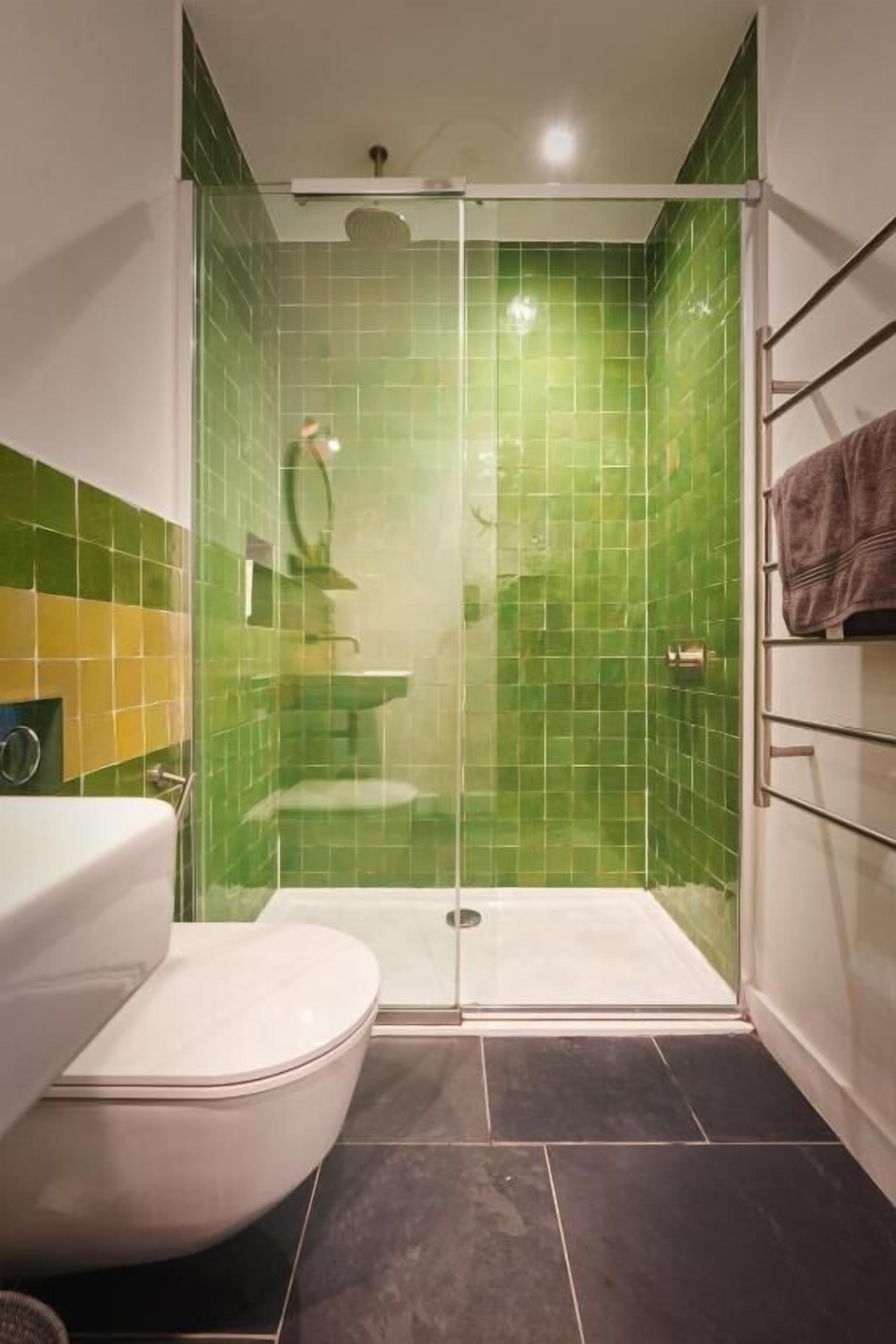 Apartment, Balcony, River View | Bathroom