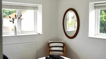 Iron/ironing board, free WiFi