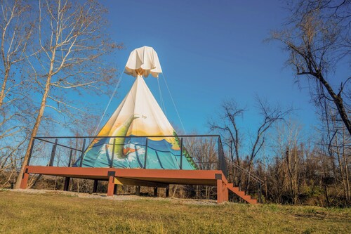 The Reel Deal Teepee at The Edge—Unique Riverfront Glamping in Salt Lick, KY