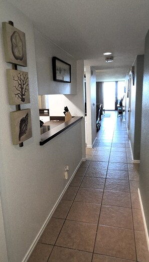 Lobby - Oceanfront 2 BR/3 Bath Condo with 2 Pools, Beach Access, Great Views, Sleeps 6! (Port Aransas)