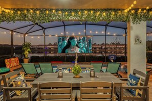 Dining - Game Room|Movie Room|Free Pool Heat&BBQ|Sleeps 23 (Kissimmee)