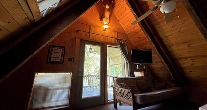 White River Trout Lodge 5-Bedrooms 3-Bathrooms 3-Kitchens 3-Living Rooms