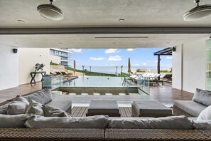 Terrace/patio - Resort-Style Villa w/ Private Padel & Infinity Pool (Bucerías)