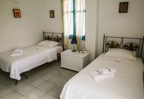 Room - 360 Blue (Santorini)