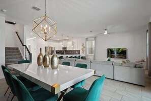 Dining - 9BR Retreat / Sleep 27 / Theater / Huge Pool & Spa (Kissimmee)