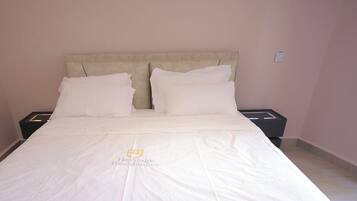 Huoneisto, 2 makuuhuonetta, parveke | Silitysrauta/-lauta, ilmainen Wi-Fi