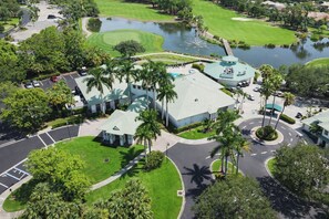 Exterior - Spacious Naples Golf-View Corner Condo - 2BR + Den (Naples)