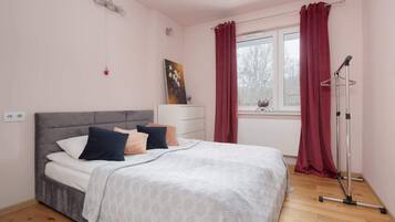 1 bedroom, iron/ironing board, WiFi, bed sheets