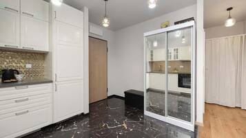 Fridge, microwave, oven, dishwasher