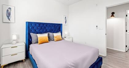 Newly Remodeled 2BR Apt + Mins to Disney + Arcade