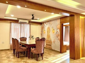 Dining - Premium 3 Bhk Villa with Jacuzzi in Anjuna (Anjuna)