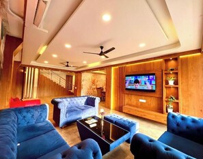 Living area - Premium 3 Bhk Villa with Jacuzzi in Anjuna (Anjuna)