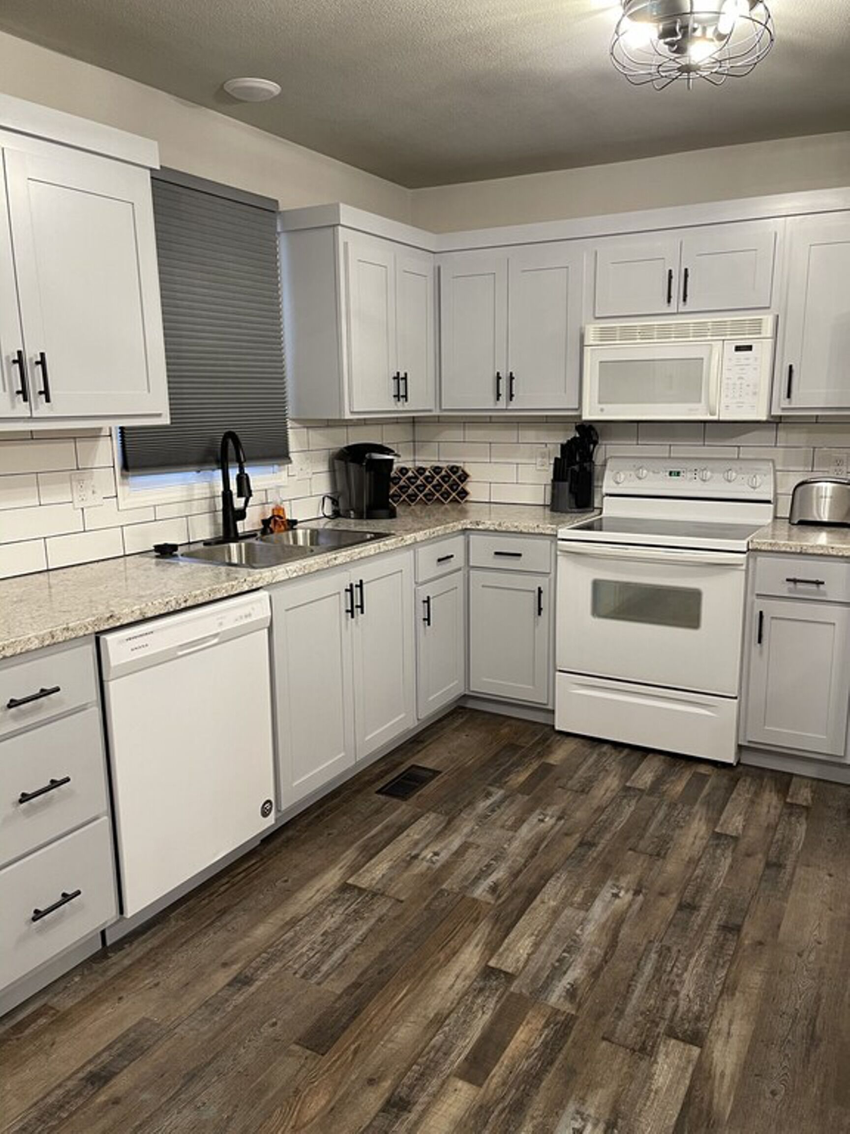 Microwave, oven, stovetop, dishwasher