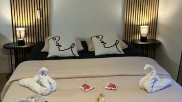 1 bedroom, in-room safe, iron/ironing board, free WiFi