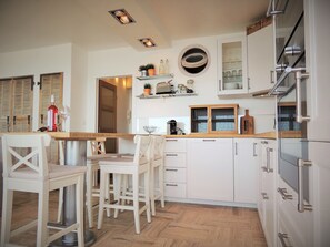 Private kitchen - Privileged location for this beautiful seafront apartment (Saint-Raphaël)