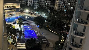 Condo, 2 Bedrooms, Accessible, Balcony | Pool