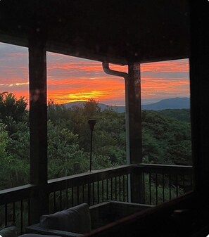 Property grounds - SUPER Discounted Memorial Day Weekend Rate!! (Sevierville)