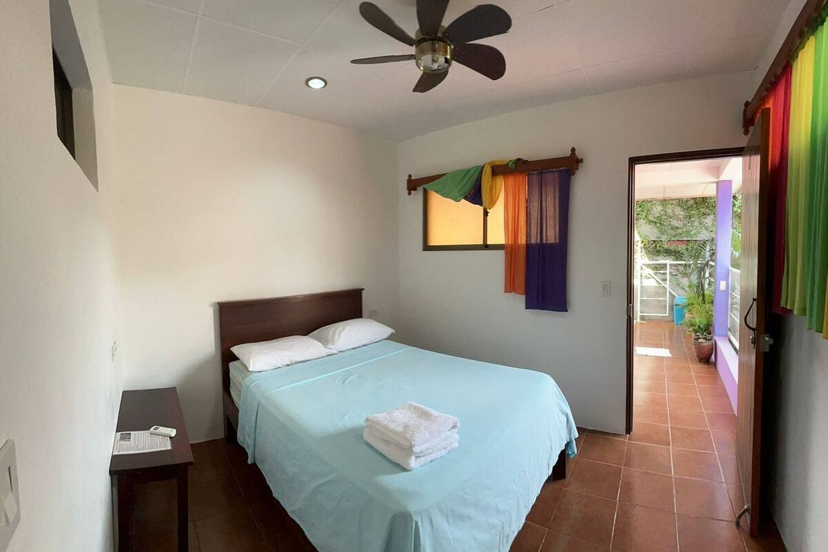 Standard Double Room, Penyaman udara (Balcon Compartido) | Wi-fi percuma 