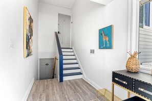 Interior - Queen Elizabeth 1 (Charlottetown)