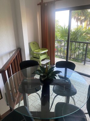 Dining - Hotel Zone, The Best Location (Cancún)