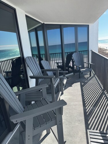 NEW LISTING! Beachfront 2 BR, 2 BA.Total remodel Jan. 2026. AquaVista 403W
