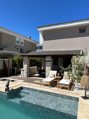 Luxury Villa | Pool | Seasonal outdoor pool - Detached House With Pool in Alacati (İzmir)