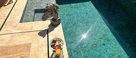 Luxury-Villa | Pool