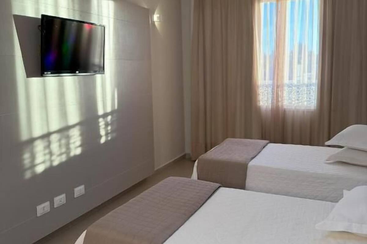 Superior tweepersoonskamer, uitzicht op de stad | Gratis wifi