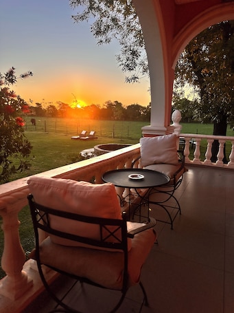 Luxury Double Room, Balcony, Courtyard View | Terrace/patio. ESTANCIA LA ROSADITA