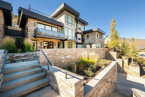 Luxury Old Town Residence