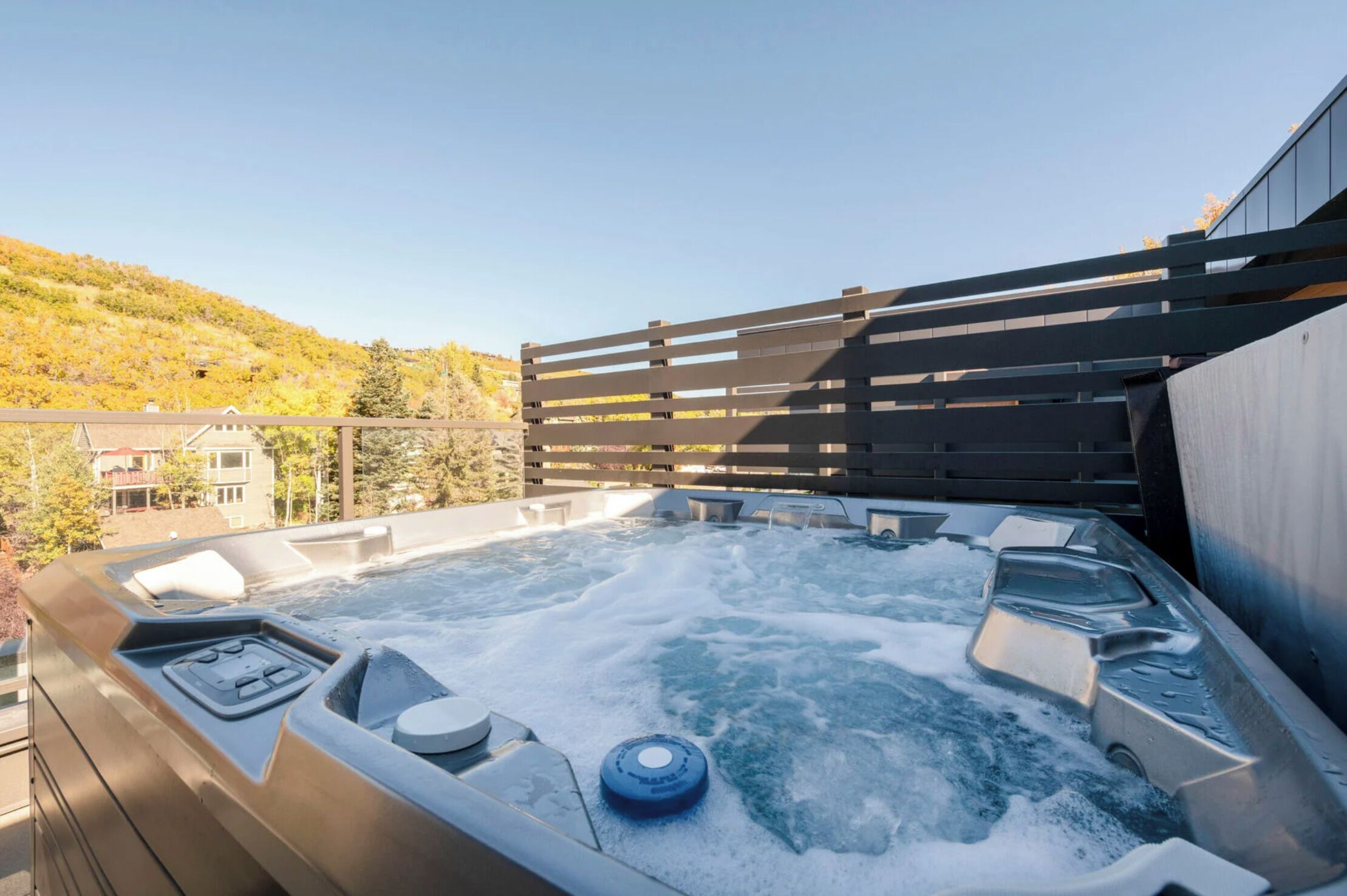 مغطس سبا خارجي