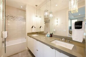 Townhome, 3 Bedrooms | Bathroom - Luxury Old Town Residence (Park City)