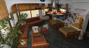 Dining - Sweet Pop (Santorini)