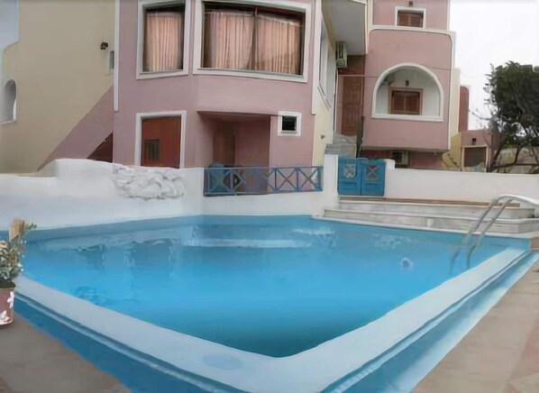 Pool - Sweet Pop (Santorini)