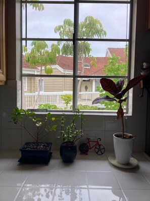Interior - Cozy 1-loft studio with AC in Huntington Beach with fitness, pool, spa and sauna (Huntington Beach)
